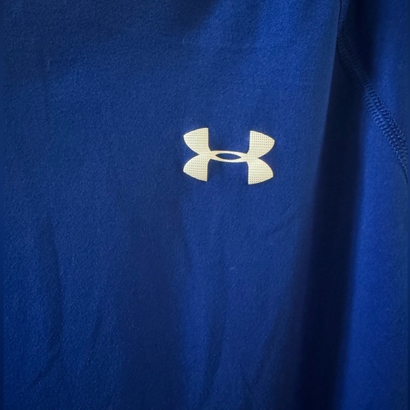 Under Armour Men's Long Sleeve - Large - Picture 4 of 4